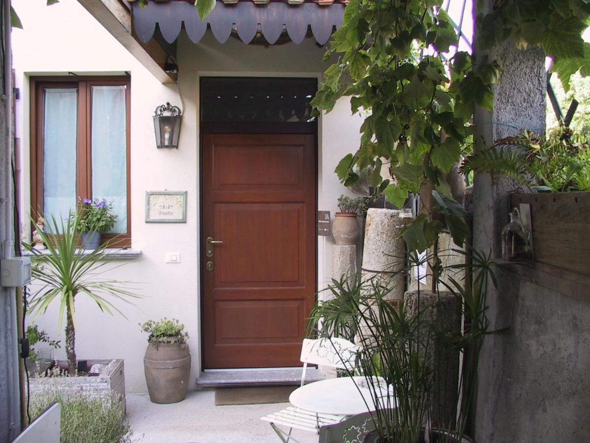 B&B Il Rustico Turate Exterior photo